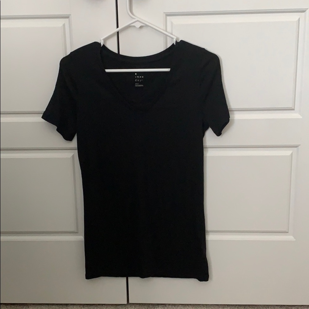 Black short sleeve v-neck.